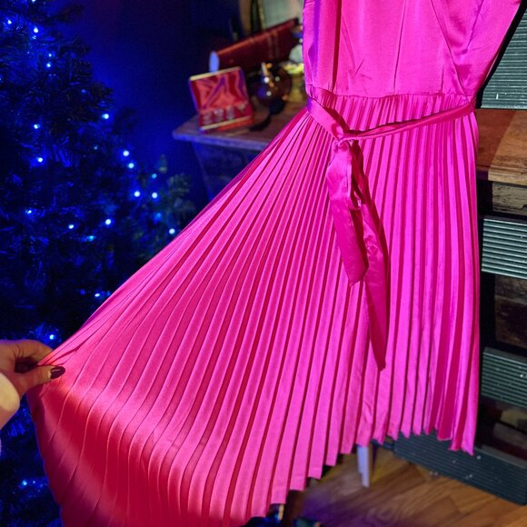 Pink Pleated V Neck Dress - Picture 1 of 3